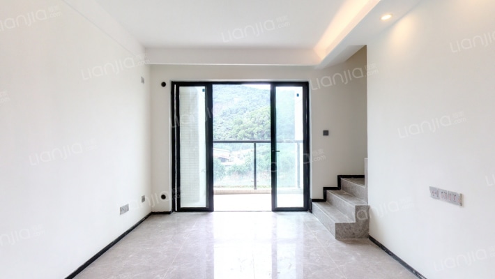 方直香山墅二手房实景图