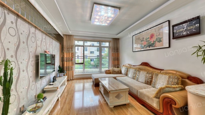 景源名郡二手房实景图