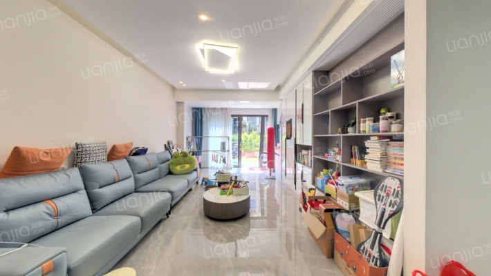 碧桂园泊云间二手房实景图