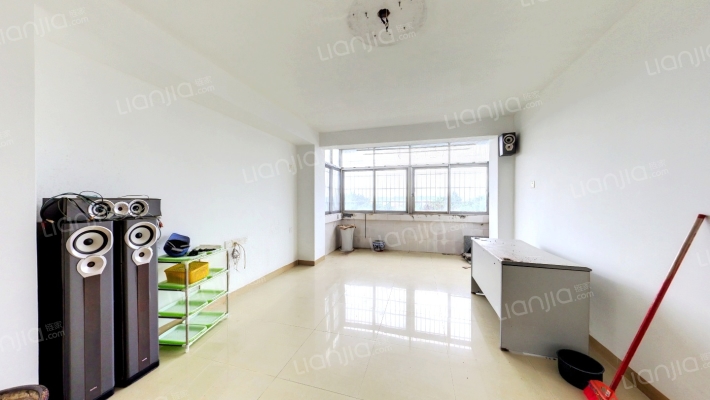 上表生活区二手房实景图