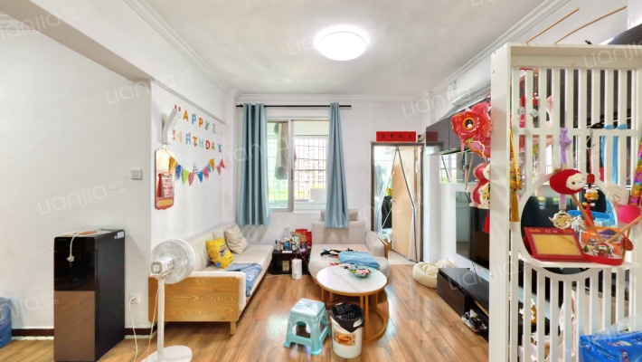 新景花苑二手房实景图