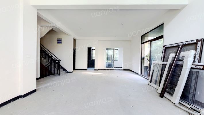 龙湖江与城江与东府二手房实景图