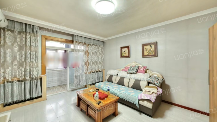 广场社区二手房实景图