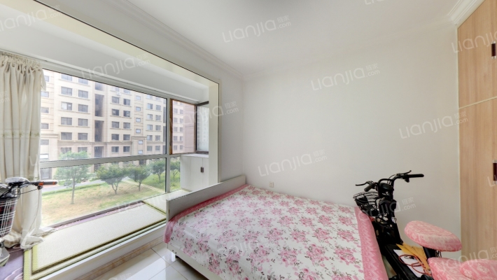 绿地香树花城一期二手房实景图