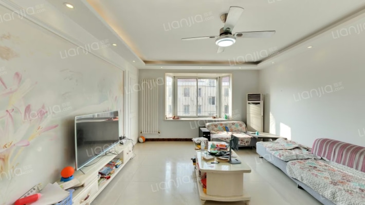 龙基花苑二手房实景图