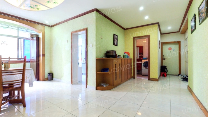 宝山街75号二手房实景图