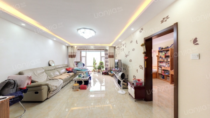 鲁辉国际城六区二手房实景图