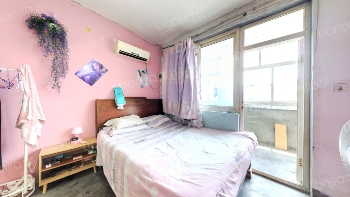 桥畔小区二手房实景图