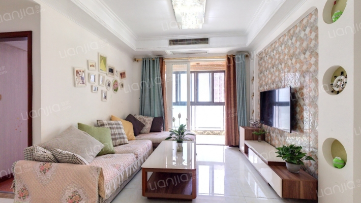 保利爱尚里尚佳二手房实景图