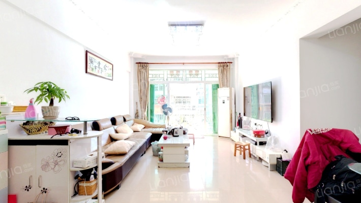 隆港丽轩二手房实景图