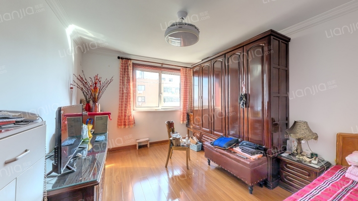 控江路1209号二手房实景图