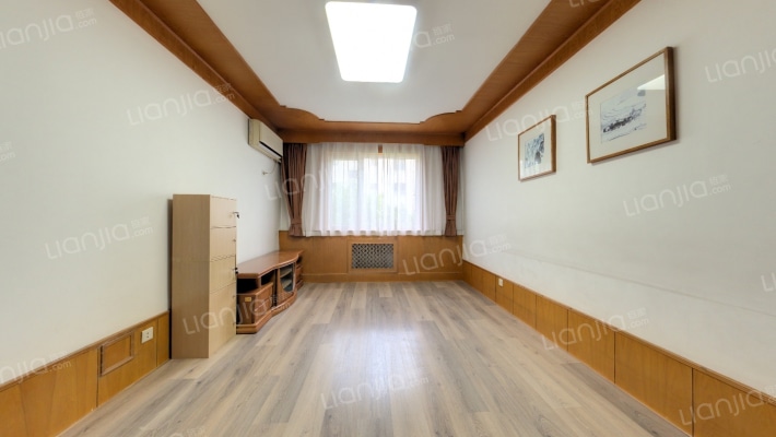 林园里小区二手房实景图