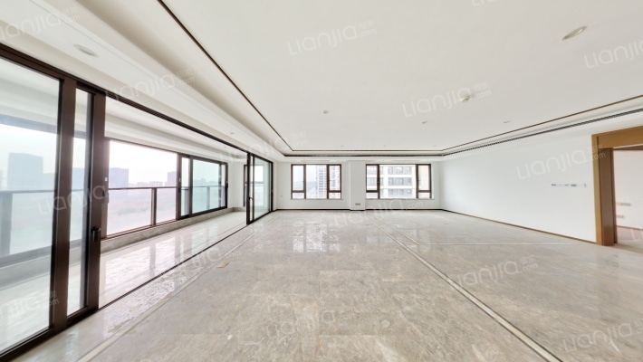 公园大道上二手房实景图