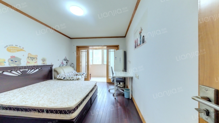 合班村122号二手房实景图