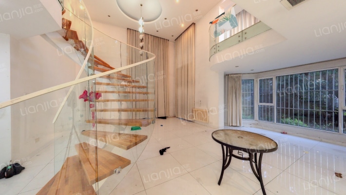 百合园二手房实景图