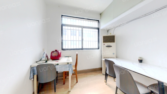 邮政局宿舍南院二手房实景图