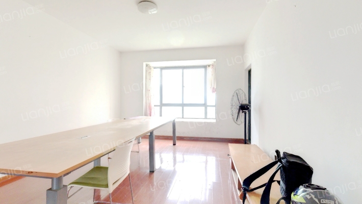 湖东景园南区二手房实景图