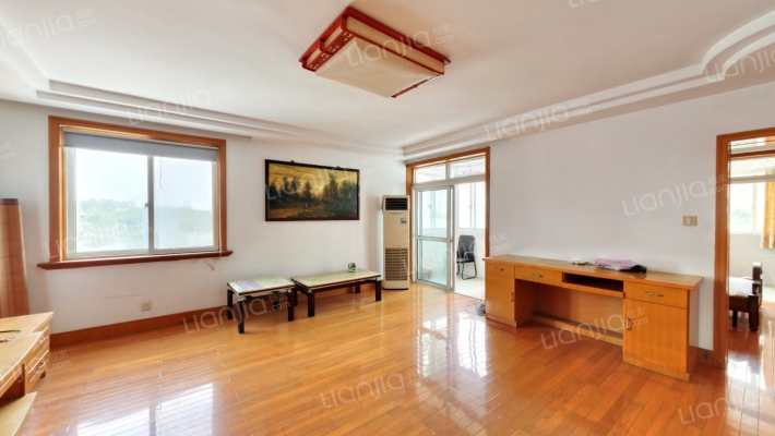 望湖公寓二手房实景图