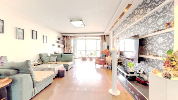 国际城一期二手房实景图