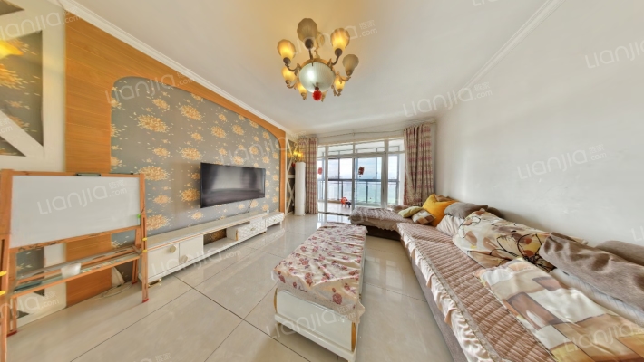 泰基花溪谷二手房实景图