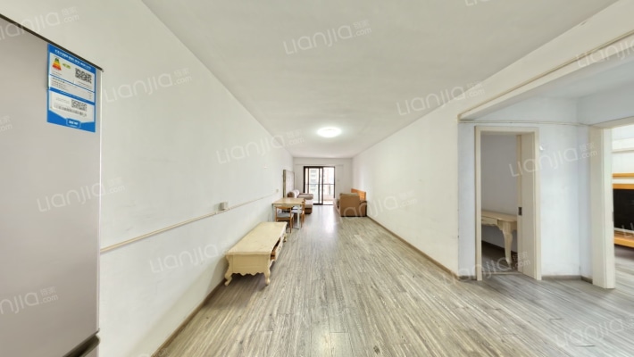 东晖龙悦湾二手房实景图