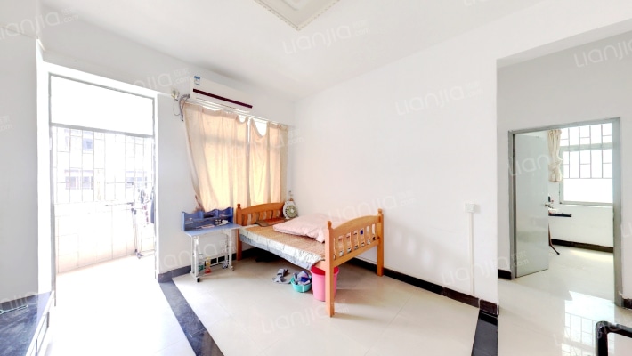 蚝岗小区二手房实景图