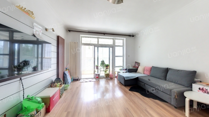 逸东花园二手房实景图