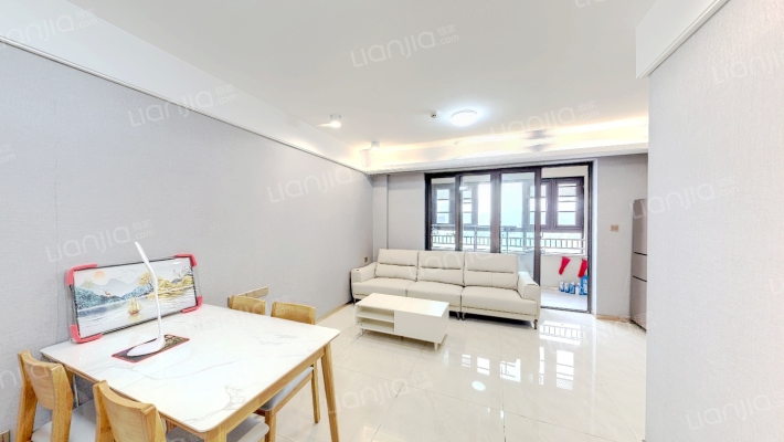 世界城香榭丽舍二手房实景图