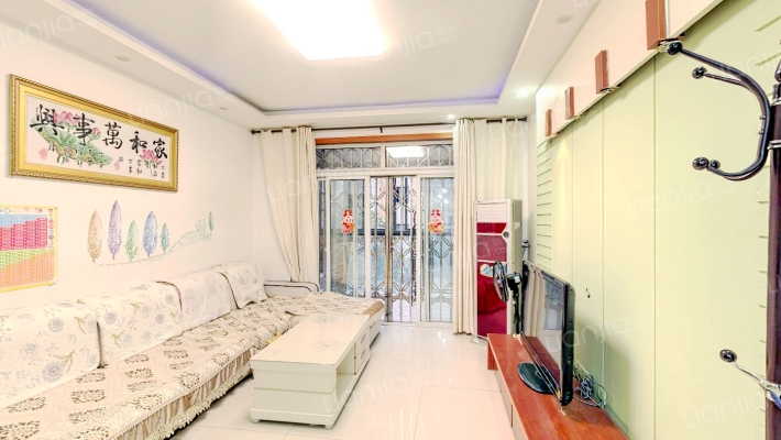 河畔雅居二手房实景图