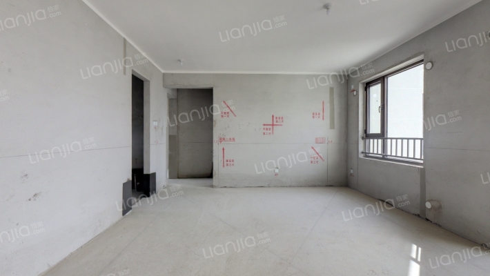 天伦湾凤麟府二手房实景图