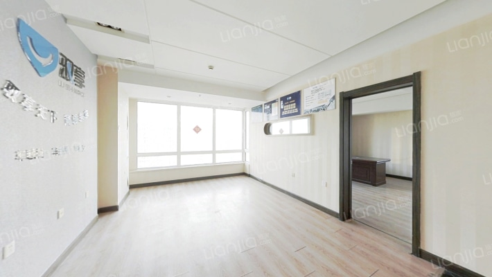 荣富饭店二手房实景图