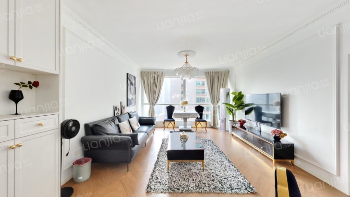 俊豪名居二手房实景图