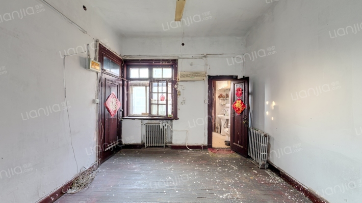 鸿德里二手房实景图