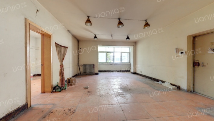 凯悦家属院二手房实景图