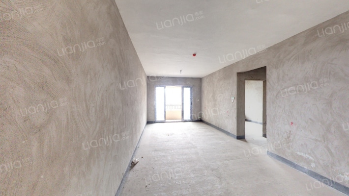 绿地海外滩罗丹公馆二手房实景图