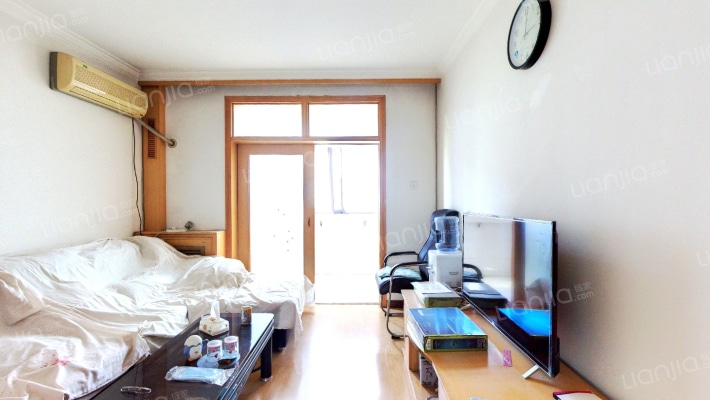 此房格局好，视野宽阔，采光充足 楼层低 税费低-客厅