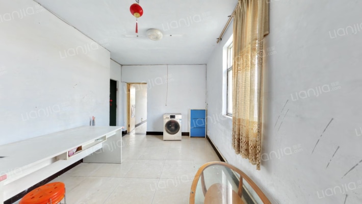 西陈庄前街100号院二手房实景图