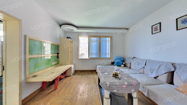 相宝新村二手房实景图