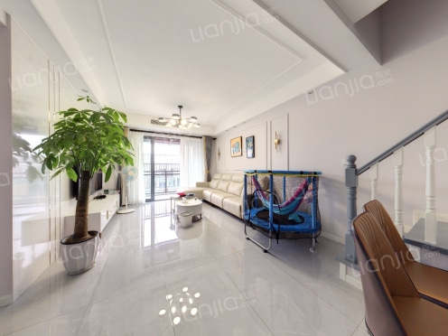 整租·京汉凤凰城 4室2厅 跃层 南