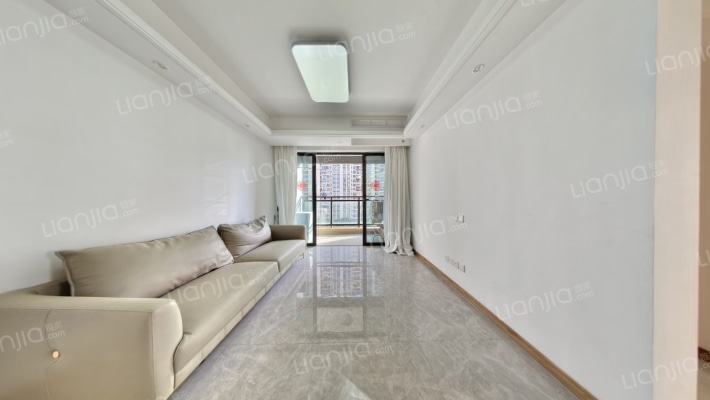 颐翠名庭二手房实景图