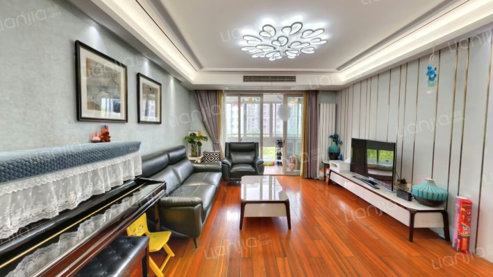 奥体新城翠杉园二手房实景图