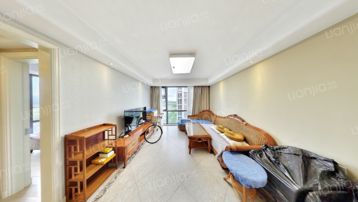 绿城蓝湾小镇·海棠苑二手房实景图