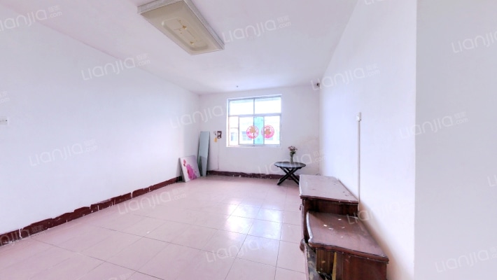 面粉厂家属院二手房实景图