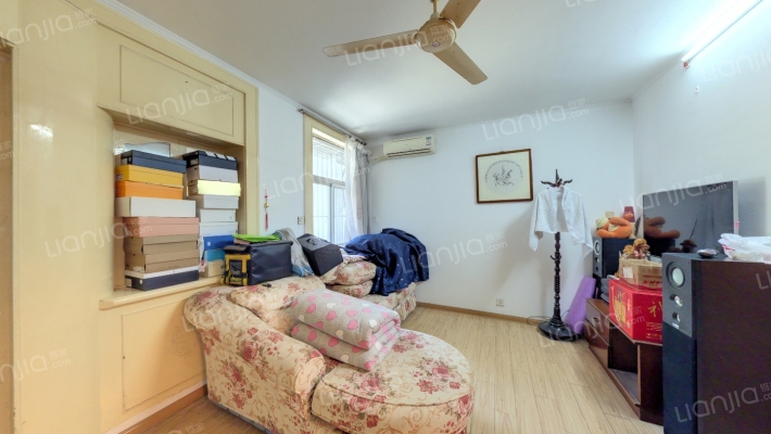 珍珠园七村二手房实景图