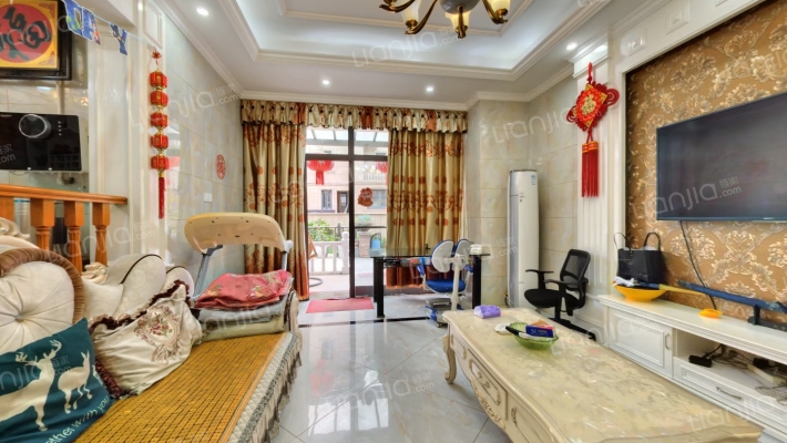 逸城二手房实景图