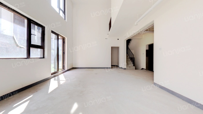 金辉泊舍二手房实景图