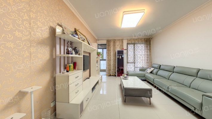 利港尚公馆二手房实景图