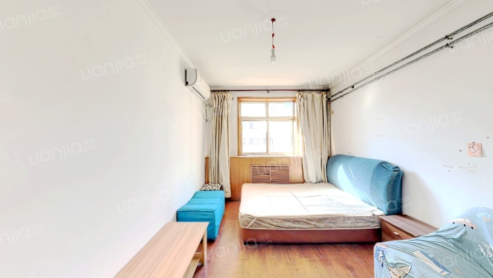 市服务公司二手房实景图