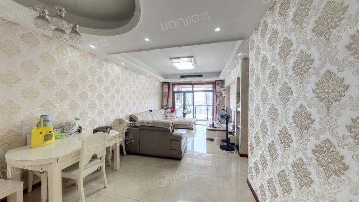 富力城倾城里二手房实景图