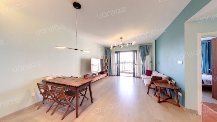 鸿天阁北区二手房实景图